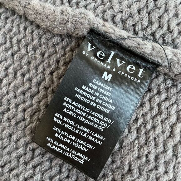 NWT Velvet by Graham and Spencer Mocha Fringe Long Cardigan M - Picture 5 of 6